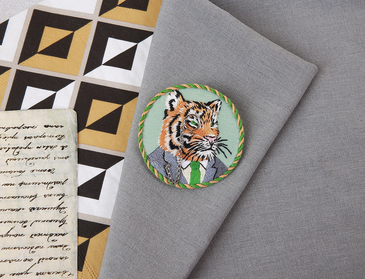 Brooch. Edmund the Tiger - JK-2253 Panna - Traditional Embroidery Kit