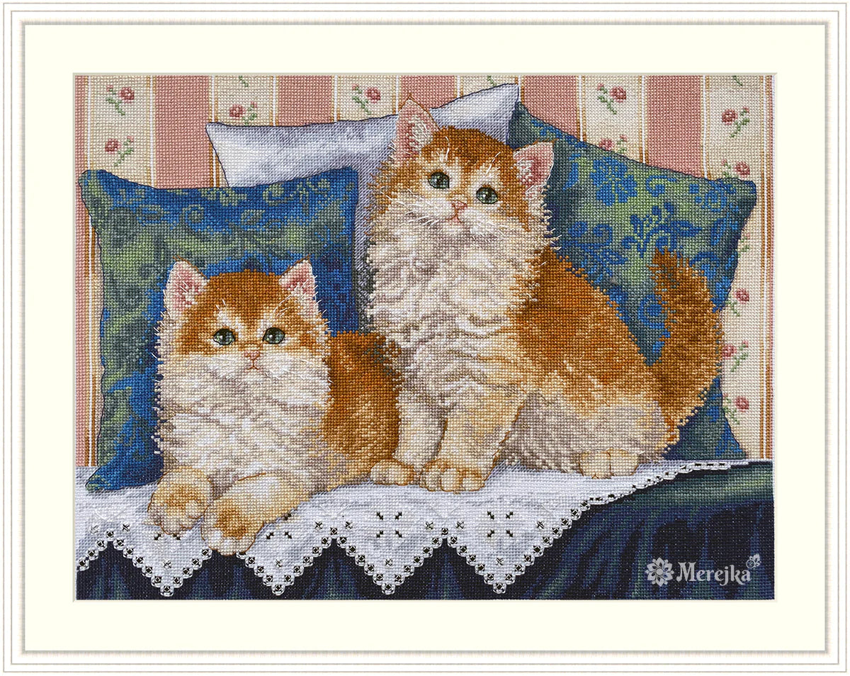 Kreuzstichset „Fluffy Companions“ von Merejka K-189