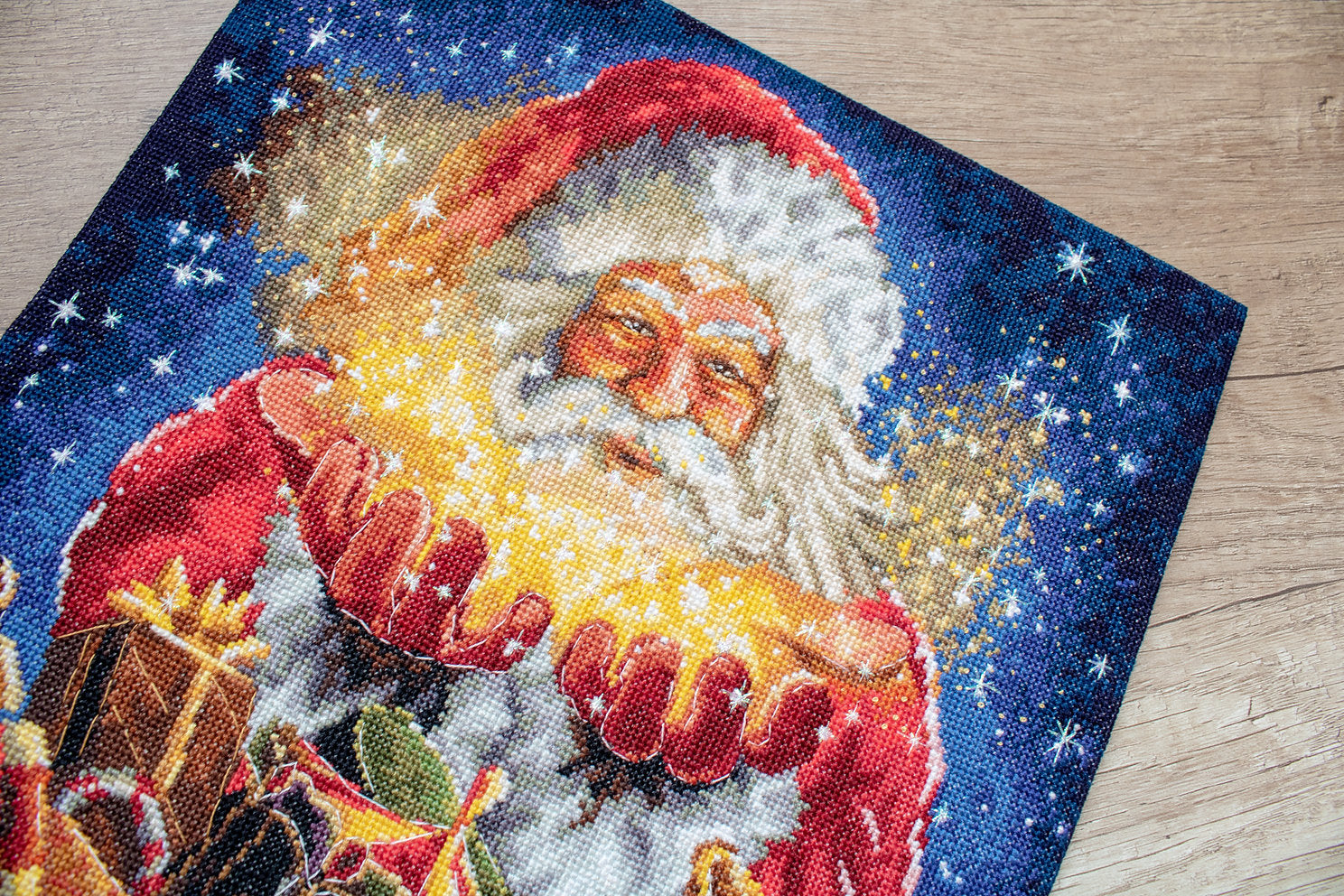 Christmas Miracle - L8049 LETISTITCH - Cross Stitch Kit