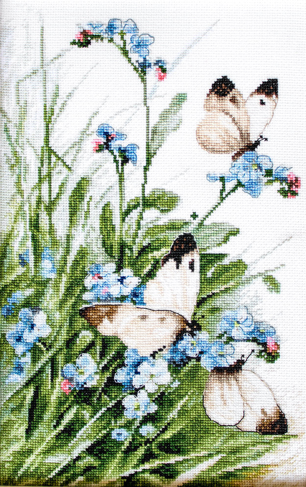 LETI 939 Schmetterlinge und Drosselblumen – LETISTITCH Kreuzstichset