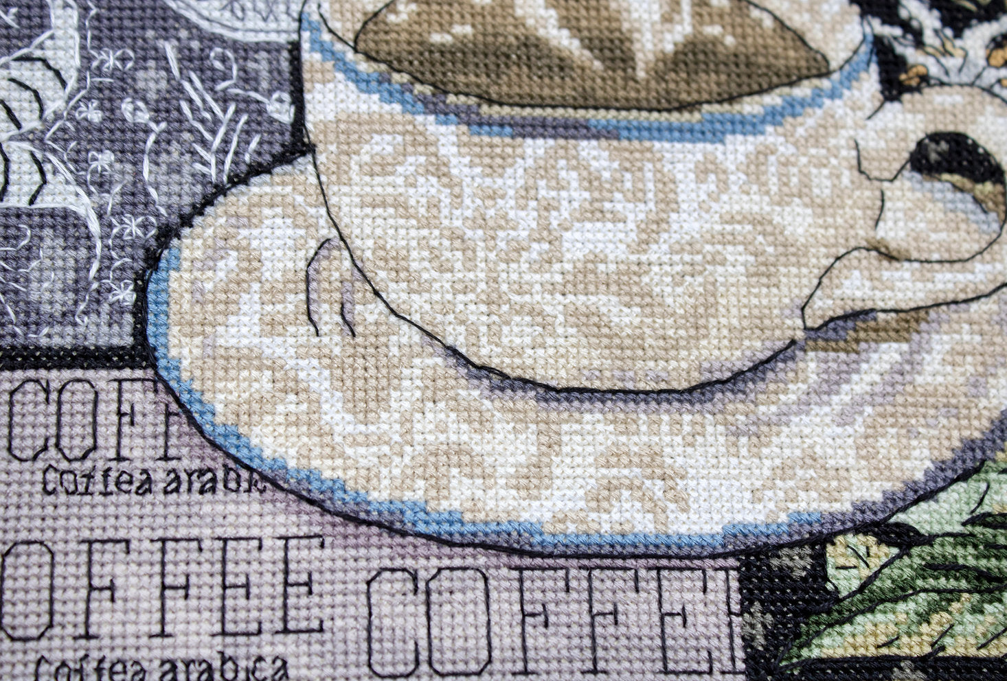 LETI 994 Löwe Kaffee C – LETISTITCH – Kreuzstichset