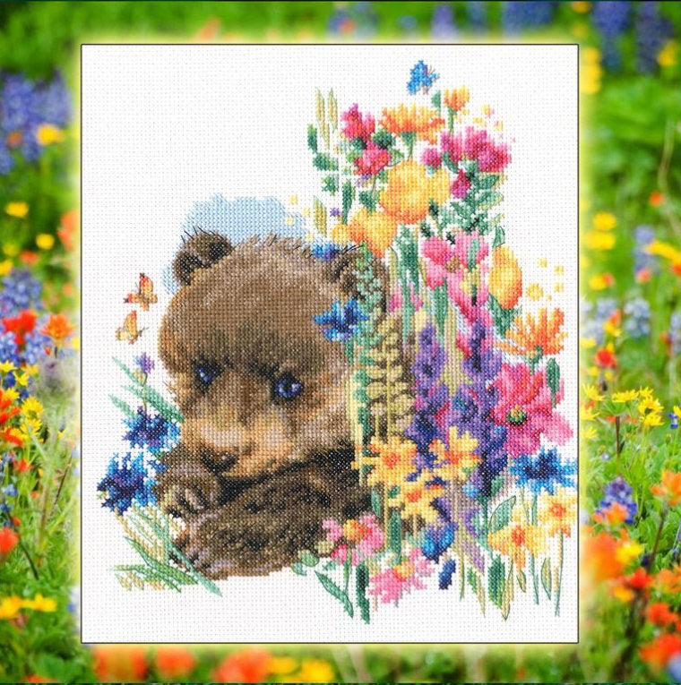 Cross stitch kit. Bear. The one who loves flowers. RTO M683